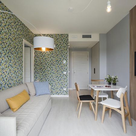 Hatelier Garda Home By Enjoy Garda Hotel Peschiera del Garda Exterior photo