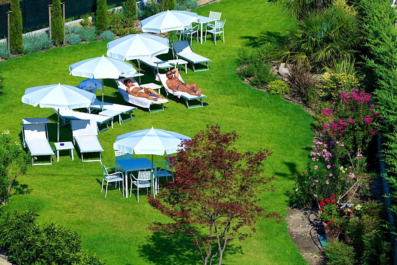 Hatelier Garda Home By Enjoy Garda Hotel Peschiera del Garda Exterior photo