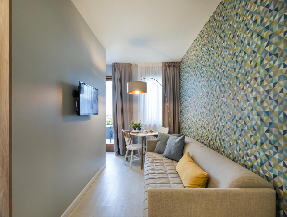 Hatelier Garda Home By Enjoy Garda Hotel Peschiera del Garda Exterior photo