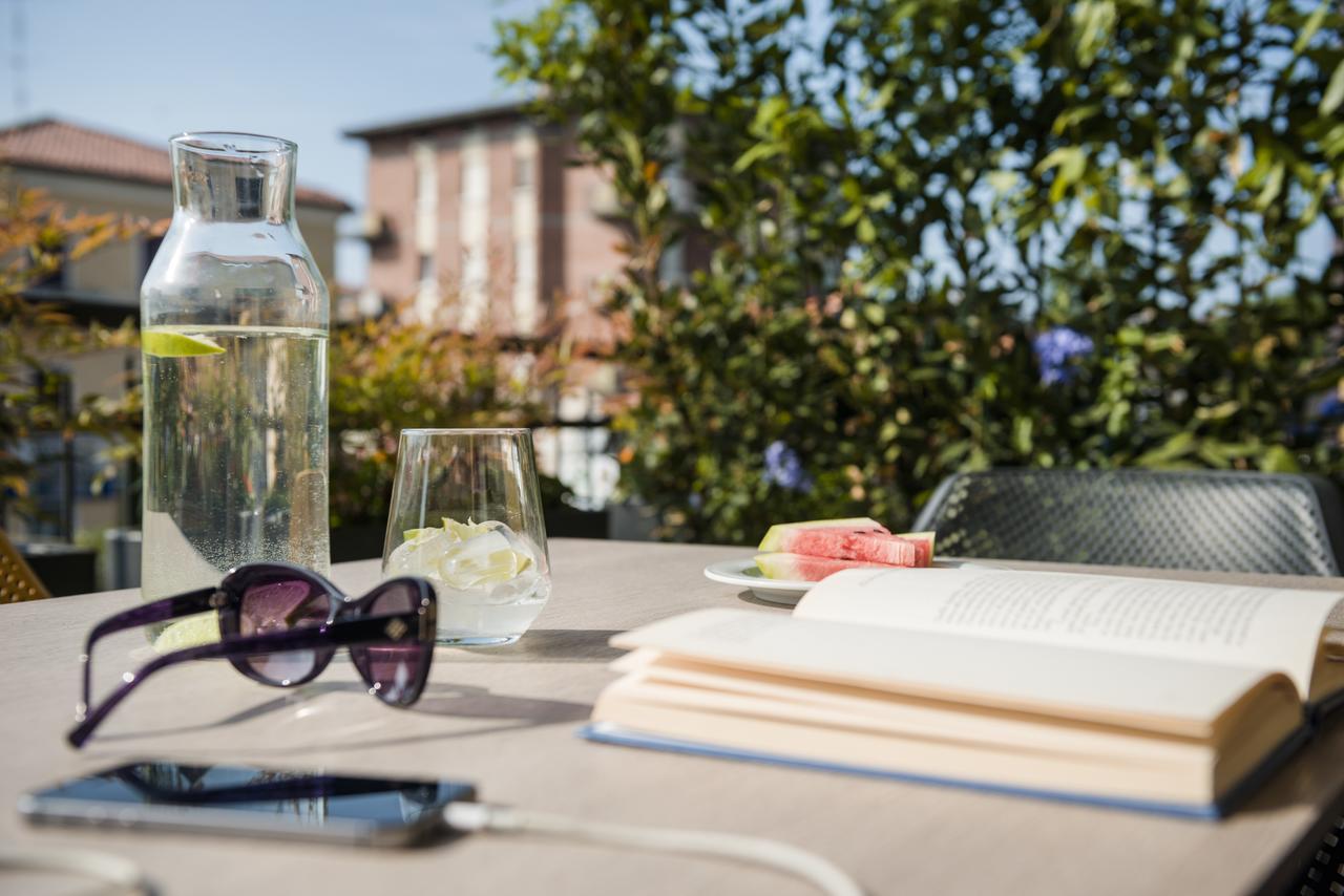 Hatelier Garda Home By Enjoy Garda Hotel Peschiera del Garda Exterior photo