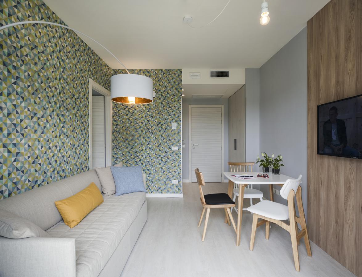 Hatelier Garda Home By Enjoy Garda Hotel Peschiera del Garda Exterior photo