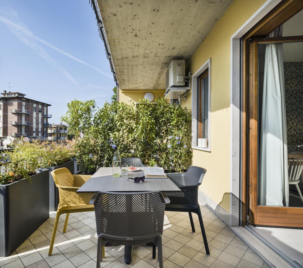 Hatelier Garda Home By Enjoy Garda Hotel Peschiera del Garda Exterior photo